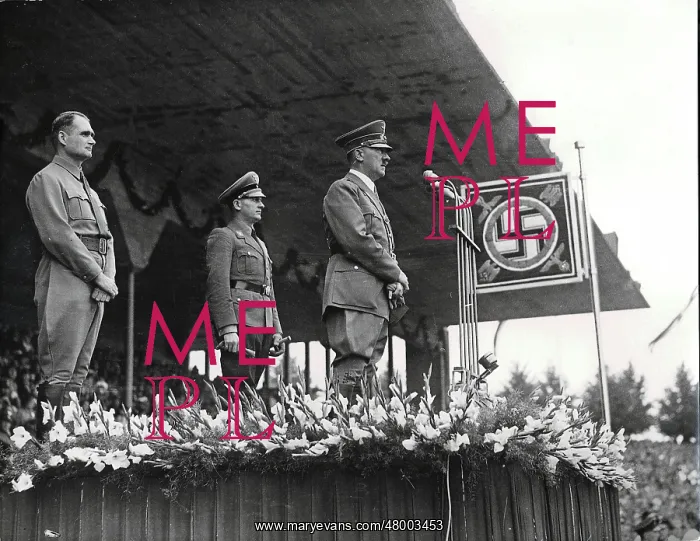 : Adolf Hitler speaking during Youth Day, Nuremberg : Adolf Hitler speaking during Youth Day, Nuremberg