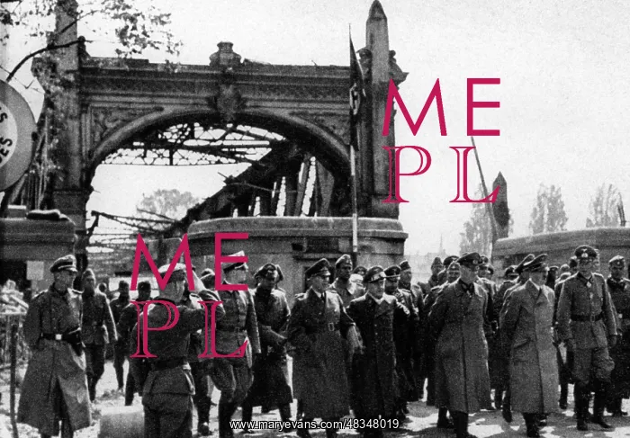 : Adolf Hitler in Strasbourg, 1940 : Adolf Hitler in Strasbourg, 1940
