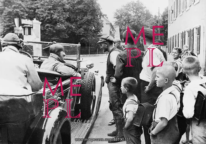 : Adolf Hitler in transit in the car, 1934 : Adolf Hitler in transit in the car, 1934