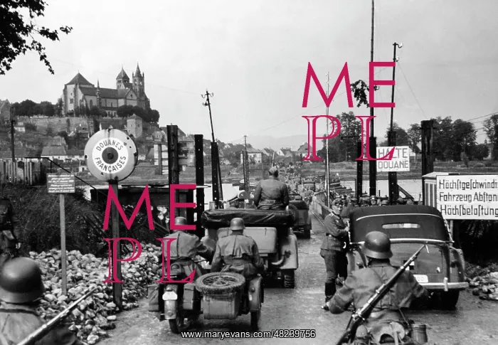 : Adolf Hitler visiting the Western Front, 1940 : Adolf Hitler visiting the Western Front, 1940