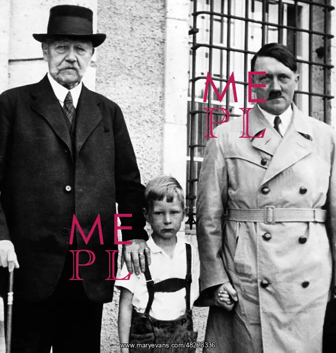 : Adolf Hitler visits Hindenburg, 1933 : Adolf Hitler visits Hindenburg, 1933