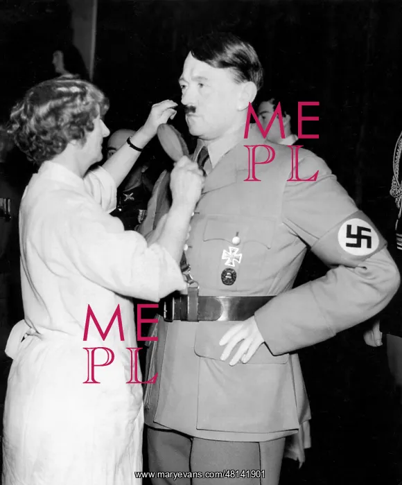 : Adolf Hitler in the Wax Museum : Adolf Hitler in the Wax Museum