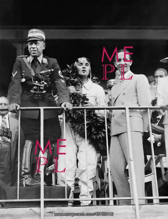 : Adolf Huhnlein, Hermann Lang, Joseph Goebbels, 1937 : Adolf Huhnlein, Hermann Lang, Joseph Goebbels, 1937