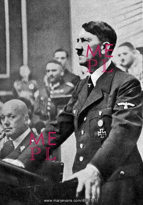 : Adolph Hitler addressing a sitting of the German : Adolph Hitler addressing a sitting of the German