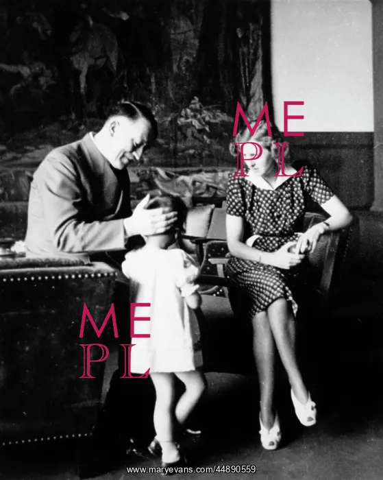 : Adolph Hitler Eva Braum And Uschi : Adolph Hitler Eva Braum And Uschi