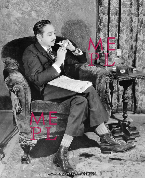 : Adolphe Menjou, 1925 : Adolphe Menjou, 1925