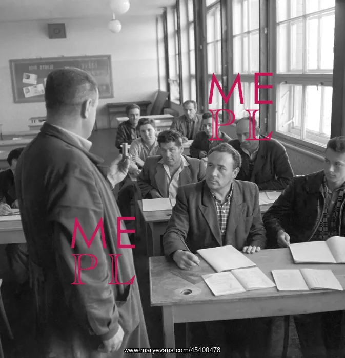 : Adult students - technical high school - learning : Adult students - technical high school - learning
