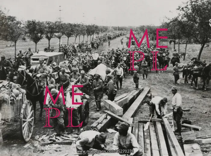 : Advance of a column of Japanese Troops on route : Advance of a column of Japanese Troops on route