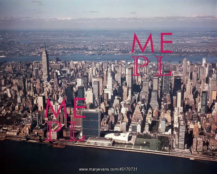 : Aerial of Midtown Manhattan Skyline Un Campus : Aerial of Midtown Manhattan Skyline Un Campus
