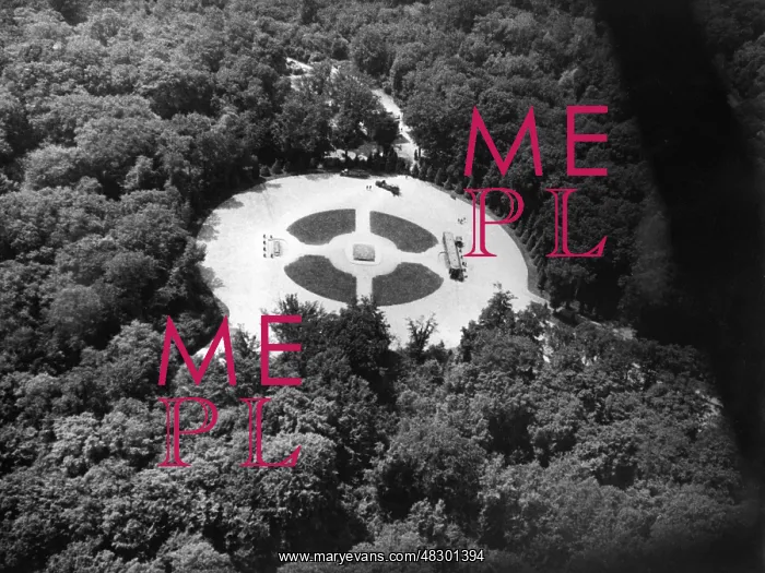 : Aerial view of the clearing of Rethondes in CompiEugne, 1940 : Aerial view of the clearing of Rethondes in CompiEugne, 1940