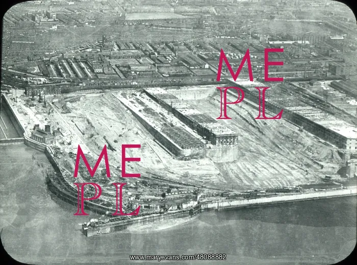 : Aerial view of Gladstone Dock, Bootle : Aerial view of Gladstone Dock, Bootle
