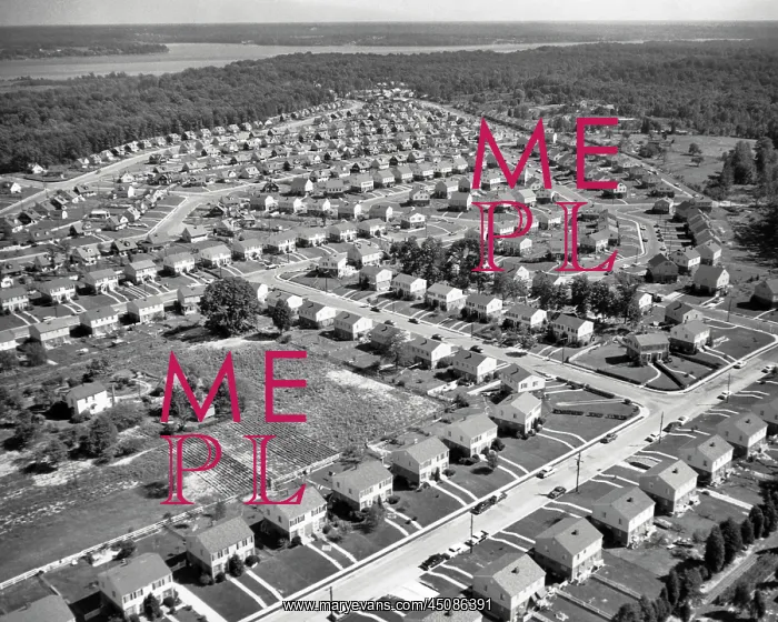 : Aerial View of Housing Development in Alexandria, Virginia : Aerial View of Housing Development in Alexandria, Virginia