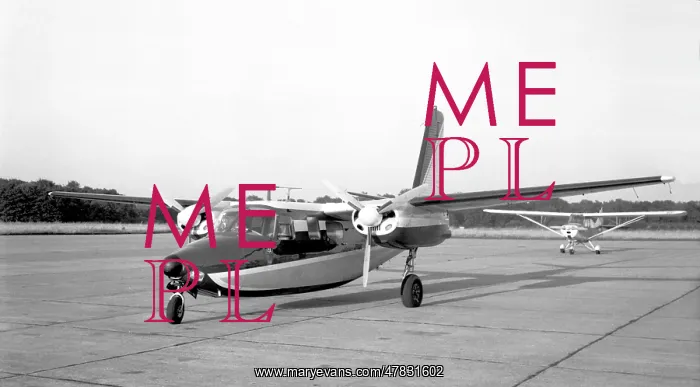 : Aero Commander 680E G-ASHI : Aero Commander 680E G-ASHI