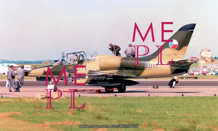 : Aero L-39ZA Albatros 5017 : Aero L-39ZA Albatros 5017