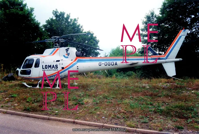 : Aerospatiale AS-350B Ecureuil G-OGOA : Aerospatiale AS-350B Ecureuil G-OGOA