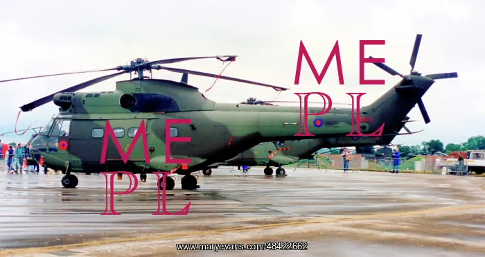 : Aerospatiale SA330 Puma HC.1 XW200 : Aerospatiale SA330 Puma HC.1 XW200