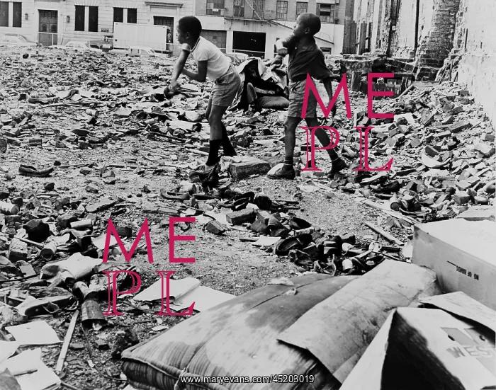 : African American boys playing in vacant ? : African American boys playing in vacant ?