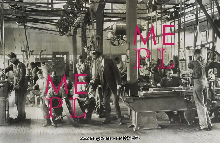 : African Americans learning industrial mechanics : African Americans learning industrial mechanics