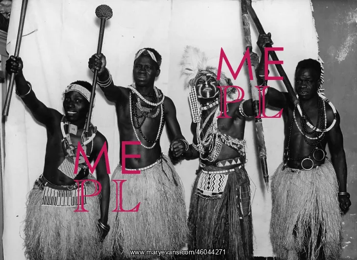 : African dancers in London : African dancers in London