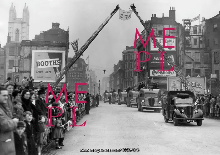 : AFS recruitment parade, London, WW2 : AFS recruitment parade, London, WW2