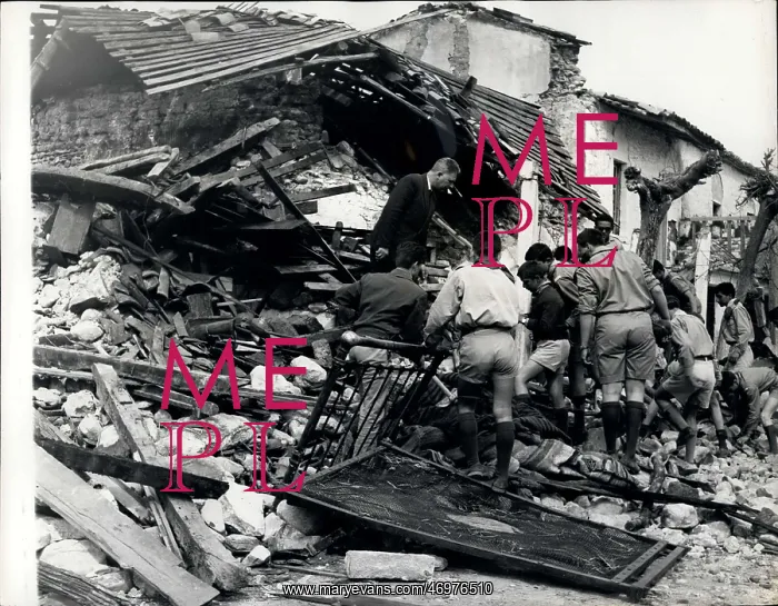 : Aftermath of earthquake in Peloponnese, Greece : Aftermath of earthquake in Peloponnese, Greece