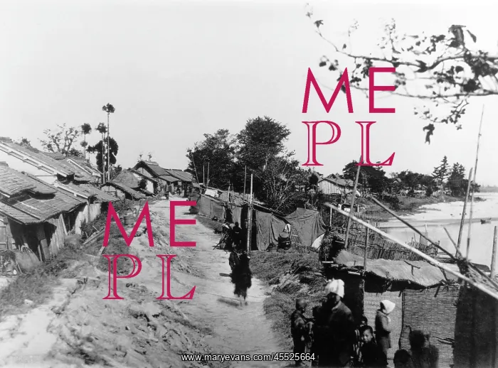 : Aftermath of Mino-Owari Earthquake - Biwajima : Aftermath of Mino-Owari Earthquake - Biwajima