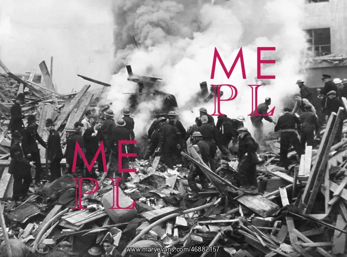 : Aftermath of V2 rocket attack, Aldgate, London, WW2 : Aftermath of V2 rocket attack, Aldgate, London, WW2