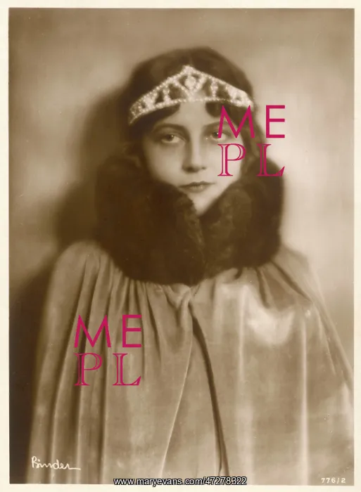  : AGNES ESTERHAZY