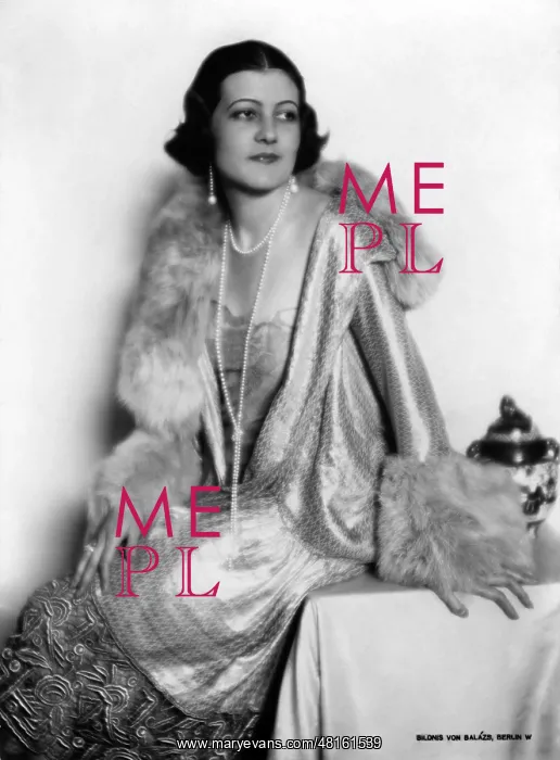 : Agnes Esterhazy : Agnes Esterhazy
