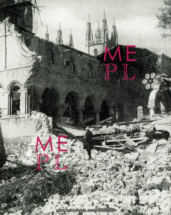 : Air raid on Canterbury, Kent, WW2 : Air raid on Canterbury, Kent, WW2