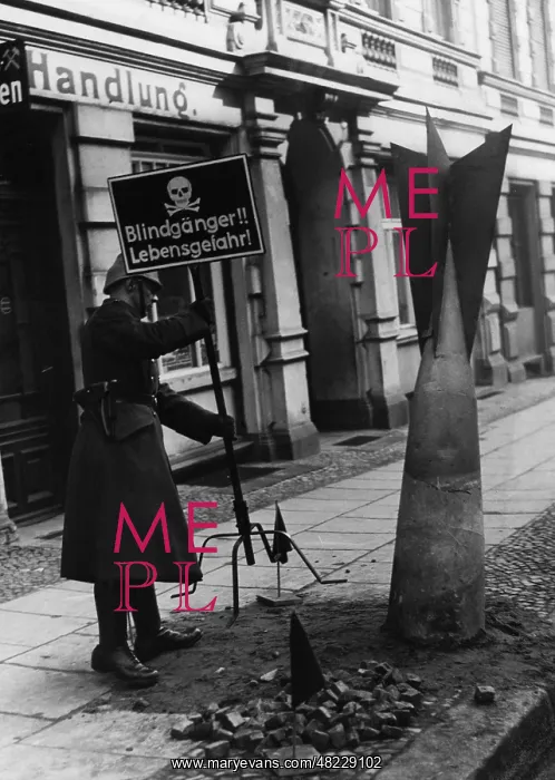 : Air raid drill in Berlin, 1935 : Air raid drill in Berlin, 1935