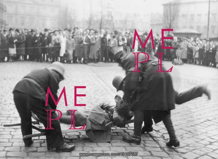  : Air raid drill in Prague, 1938