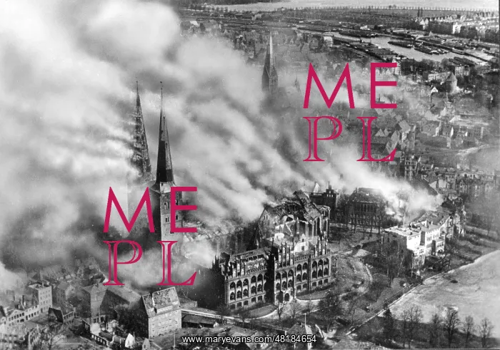 : Air raid on Lubeck, 1942 : Air raid on Lubeck, 1942