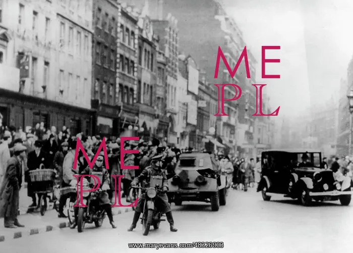 : Air raids on London, 1940 : Air raids on London, 1940