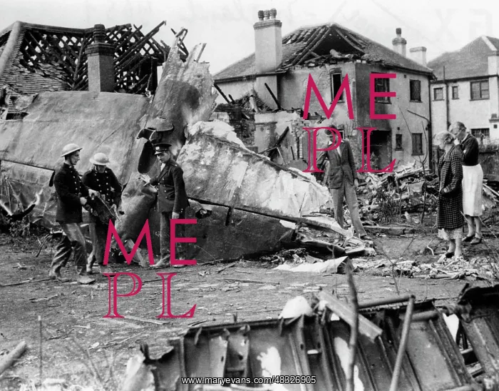 : Air raids on London, 1940 : Air raids on London, 1940