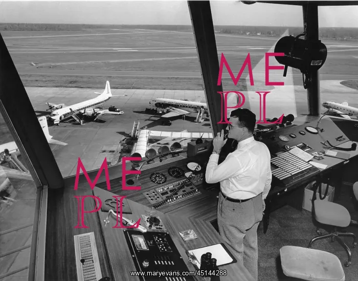 : Air traffic controller, Moisant Intl Airport, New Orleans, U : Air traffic controller, Moisant Intl Airport, New Orleans, U