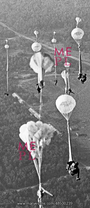 : Airborne artillery during drill, 1974 : Airborne artillery during drill, 1974