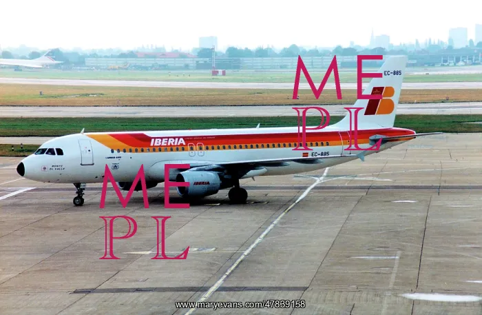 : Airbus A320-211 EC-885 : Airbus A320-211 EC-885