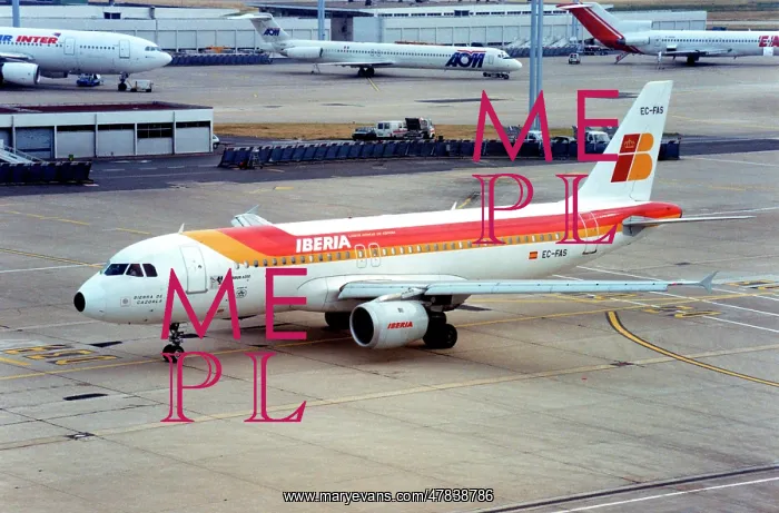 : Airbus A320-211 EC-FAS : Airbus A320-211 EC-FAS