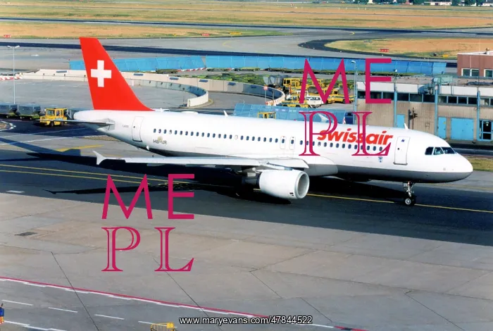 : Airbus A320 HB-IJR : Airbus A320 HB-IJR