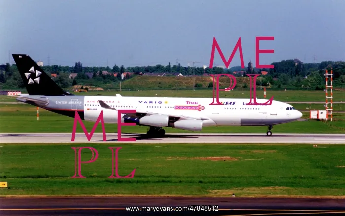 : Airbus A340-211 D-AIBI Nurnberg : Airbus A340-211 D-AIBI Nurnberg