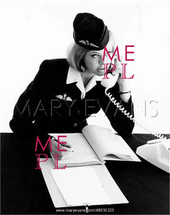  : AIRHOSTESS