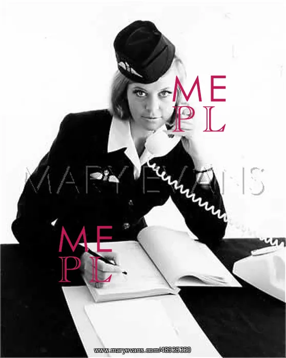  : AIRHOSTESS