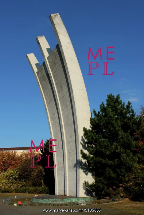 : Airlift Memorial : Airlift Memorial