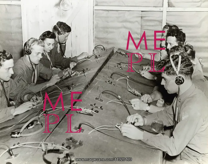 : Airmen Attending a Radio Communication Class at the Head? : Airmen Attending a Radio Communication Class at the Head?