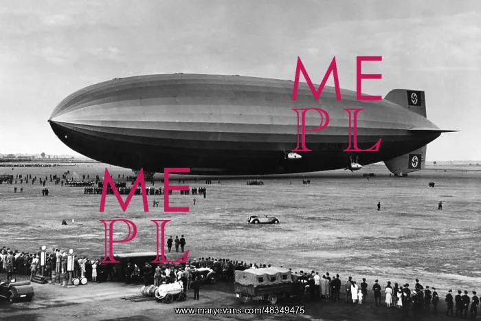 : The airship Graf Zeppelin in Leipzig, 1939 : The airship Graf Zeppelin in Leipzig, 1939
