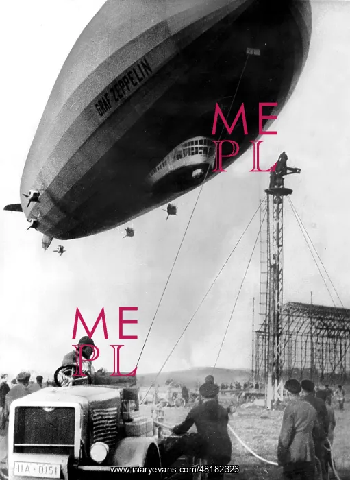  : The airship LZ 127 Graf Zeppelin