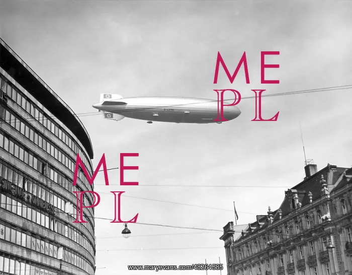 : Airship over Potsdamer Platz in Berlin, 1939 : Airship over Potsdamer Platz in Berlin, 1939