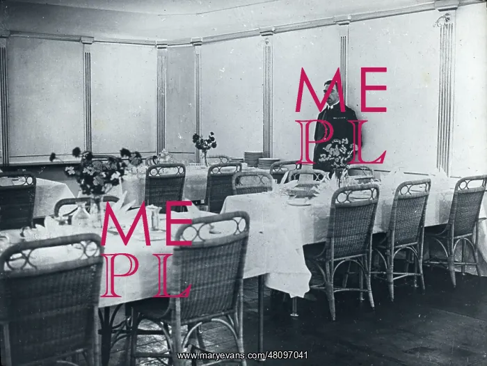  : Airship R.101 Dining Room