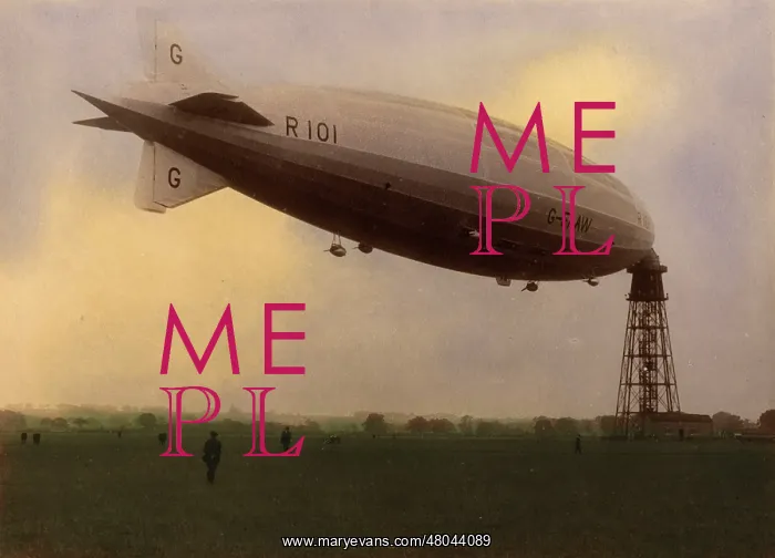 : Airship R101 at its mooring mast : Airship R101 at its mooring mast